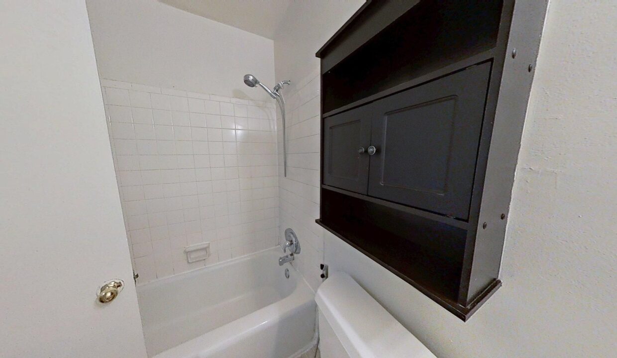 1308-Juniper-St-Greensboro-NC-27407-10