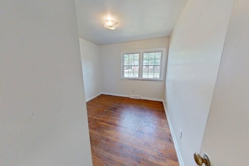 1308-Juniper-St-Greensboro-NC-27407-12