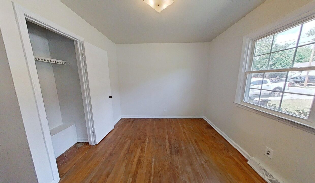 1308-Juniper-St-Greensboro-NC-27407-14