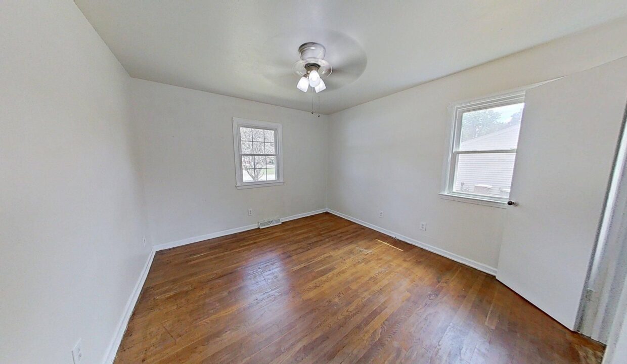 1308-Juniper-St-Greensboro-NC-27407-16