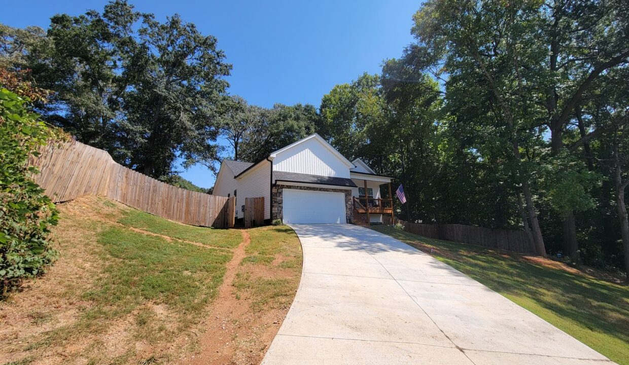 15-Parade-Dr-Greenville-SC-29605-5