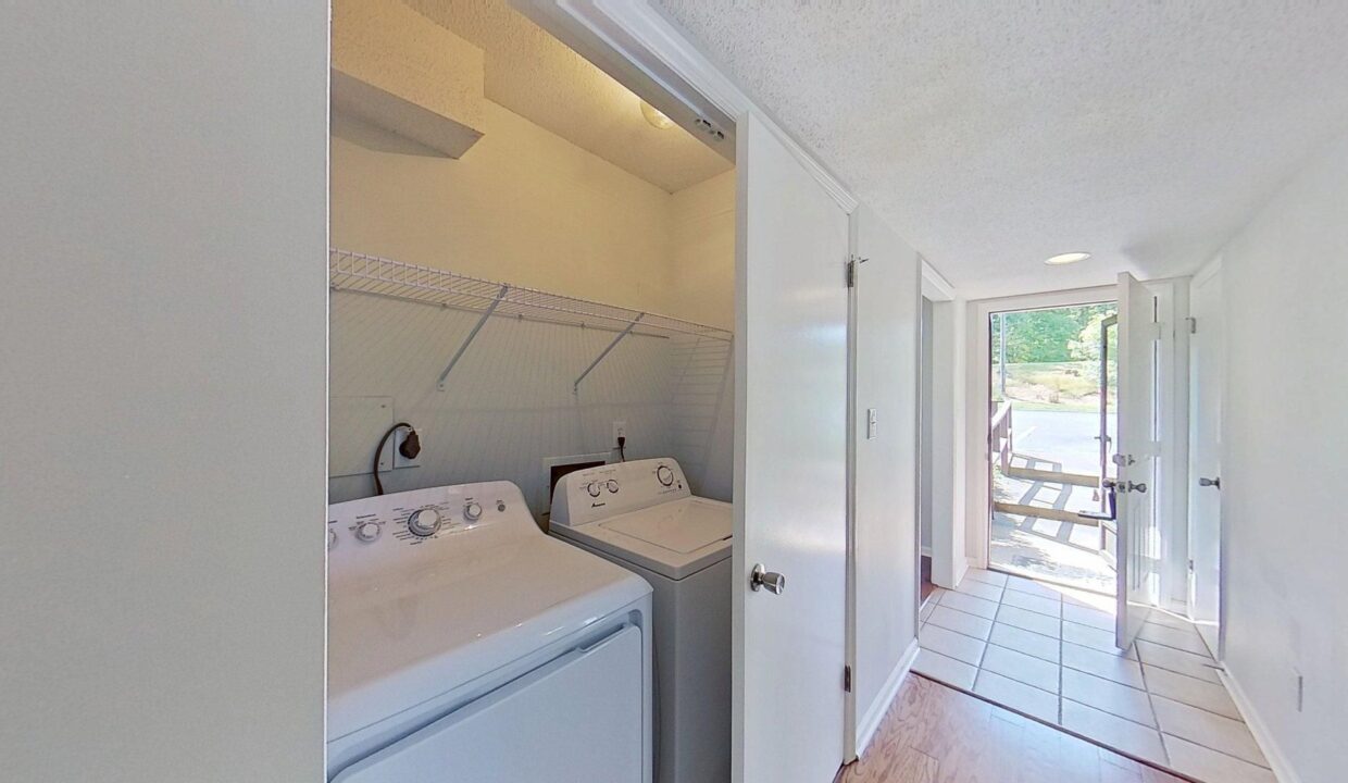 216-Ridge-Forest-Ct-Winston-Salem-NC-27104-11