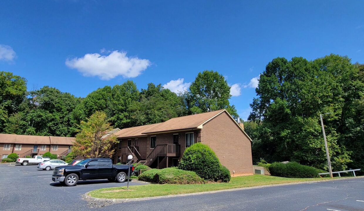 216-Ridge-Forest-Ct-Winston-Salem-NC-27104-16