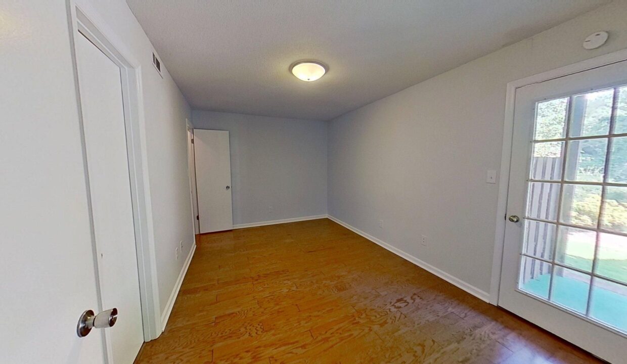 216-Ridge-Forest-Ct-Winston-Salem-NC-27104-18