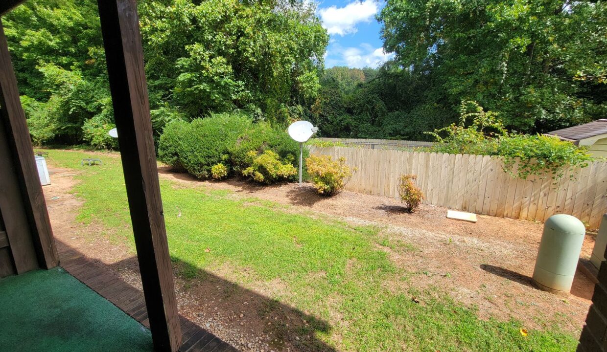 216-Ridge-Forest-Ct-Winston-Salem-NC-27104-27