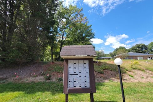 216-Ridge-Forest-Ct-Winston-Salem-NC-27104-28