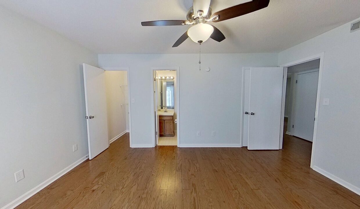 216-Ridge-Forest-Ct-Winston-Salem-NC-27104-4