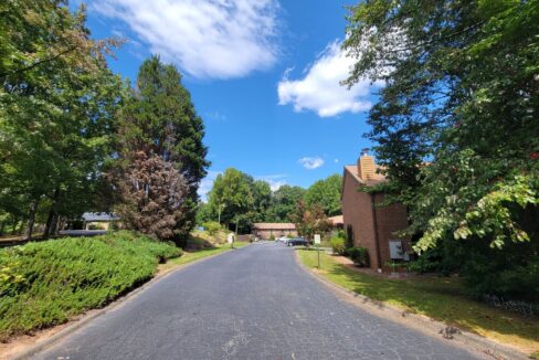 216-Ridge-Forest-Ct-Winston-Salem-NC-27104-5