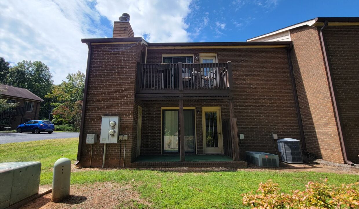 216-Ridge-Forest-Ct-Winston-Salem-NC-27104-7