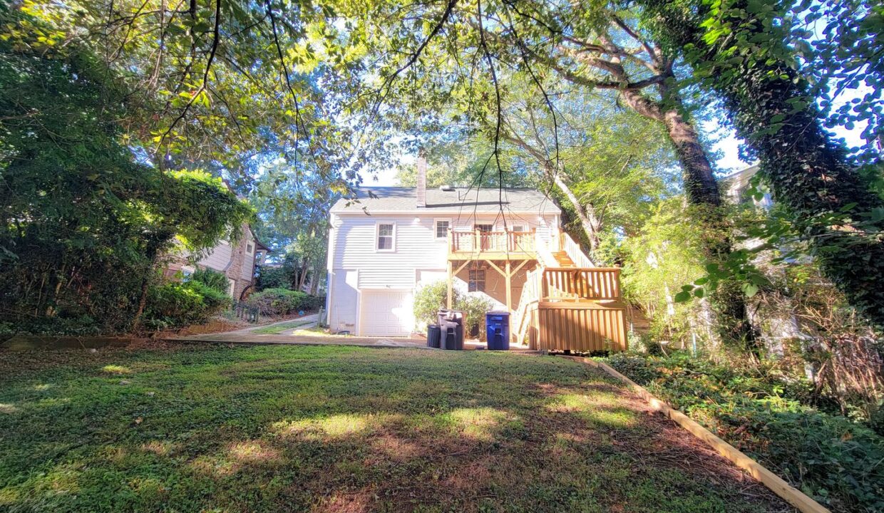2426-Queen-St-Winston-Salem-NC-27103-23
