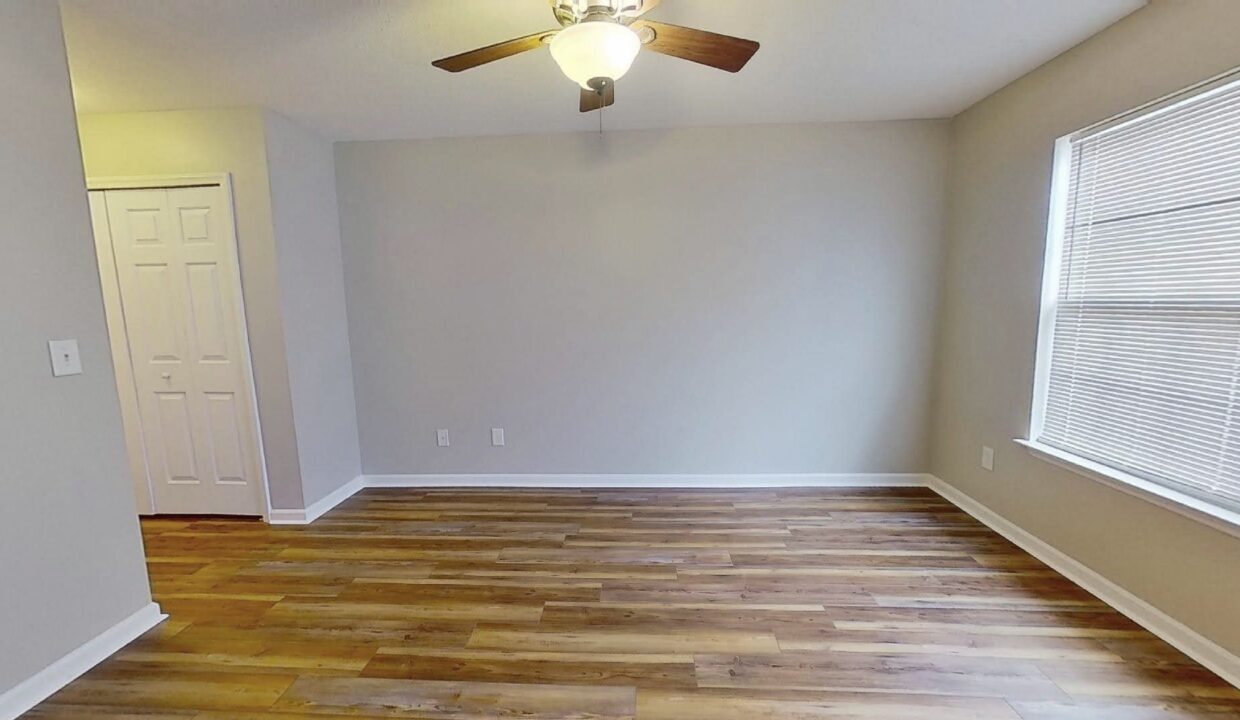 255-Luzelle-Dr-Winston-Salem-NC-27105-11