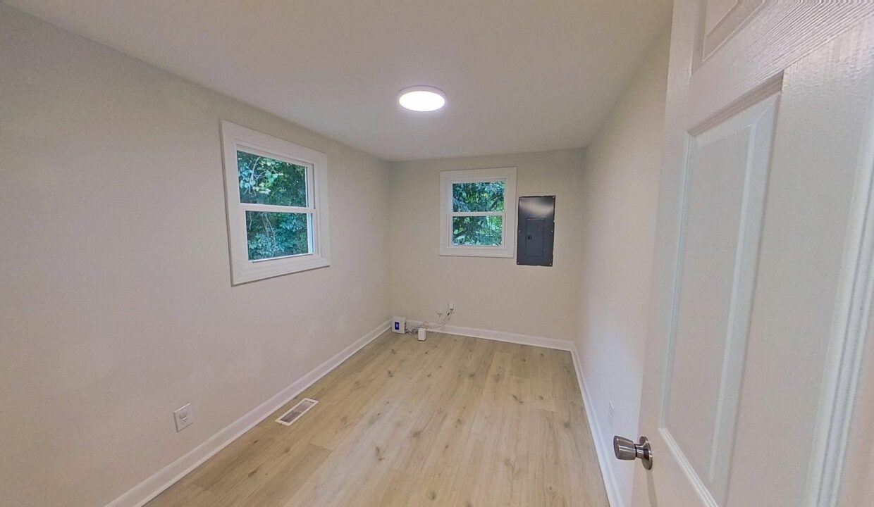 2625-Booker-Ave-Charlotte-NC-28216-10
