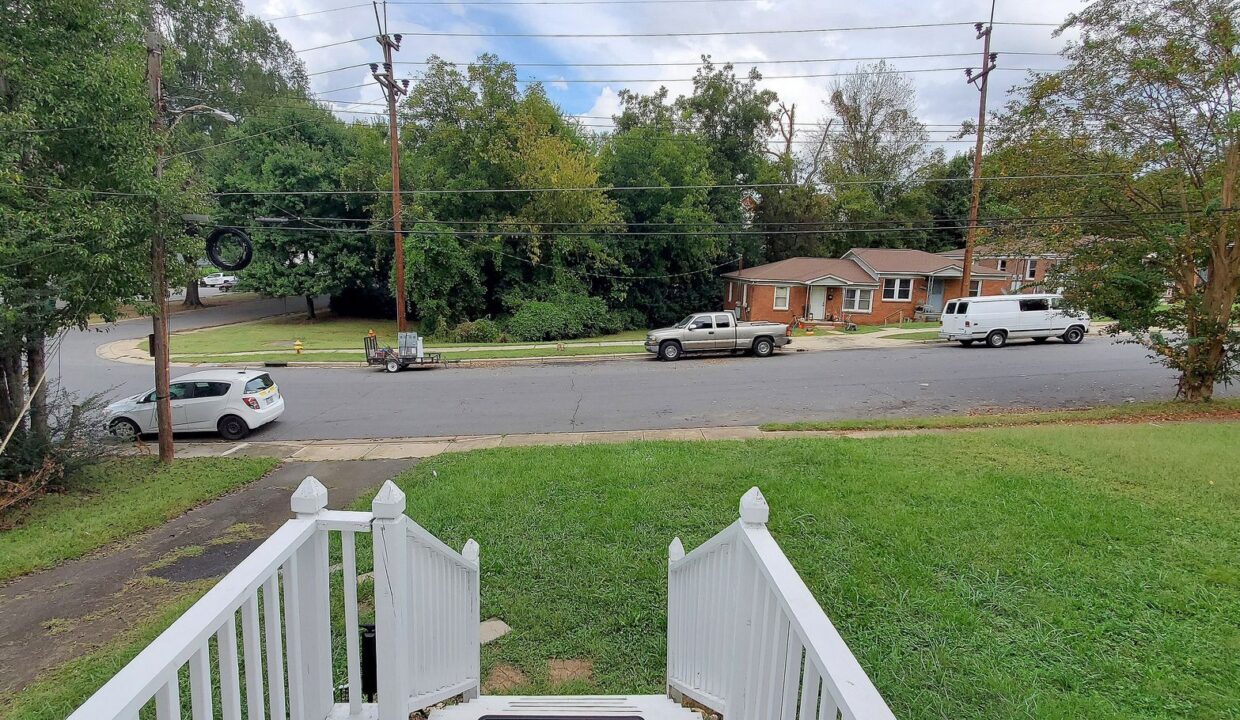 2625-Booker-Ave-Charlotte-NC-28216-11