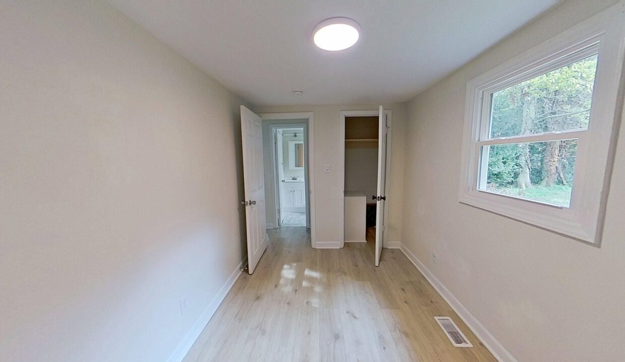 2625-Booker-Ave-Charlotte-NC-28216-12