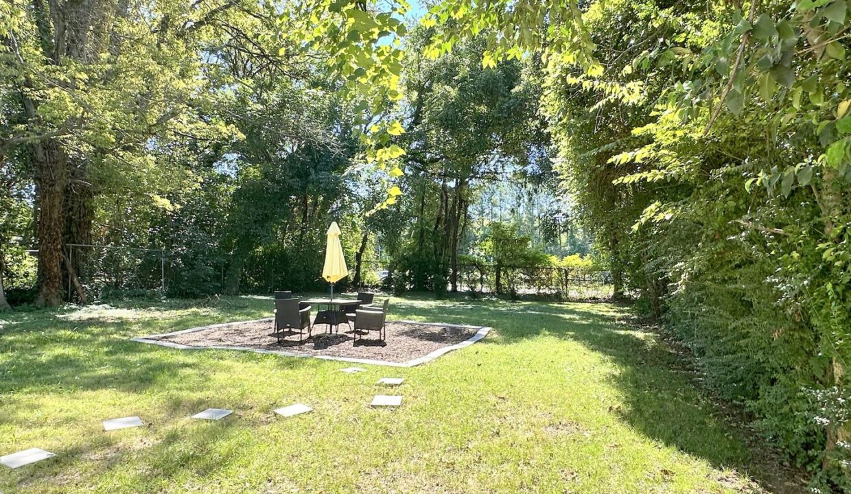 2625-Booker-Ave-Charlotte-NC-28216-19