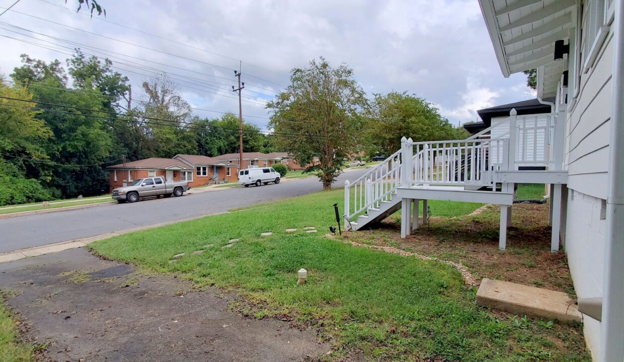 2625-Booker-Ave-Charlotte-NC-28216-5