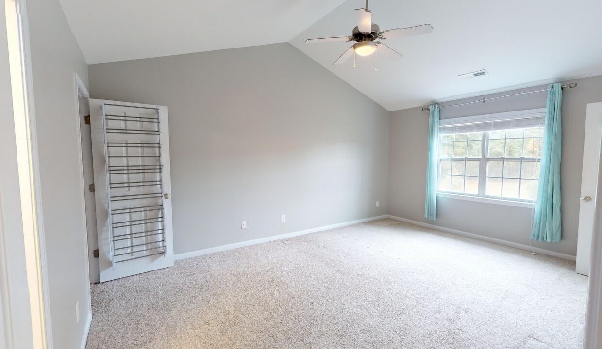 2916-Hayward-Ct-Garner-NC-27529-33