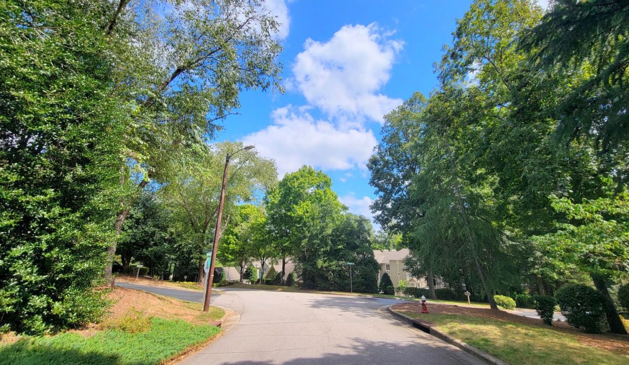 313-Glen-Echo-Ln-Unit-D-Cary-NC-27518-15