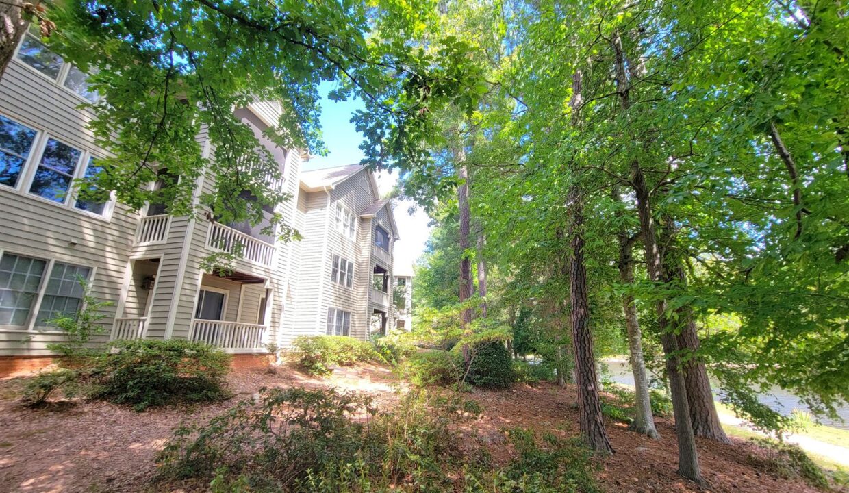 313-Glen-Echo-Ln-Unit-D-Cary-NC-27518-16