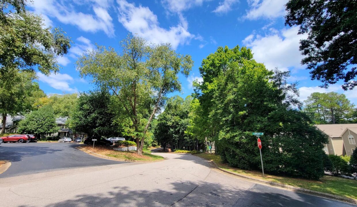 313-Glen-Echo-Ln-Unit-D-Cary-NC-27518-20