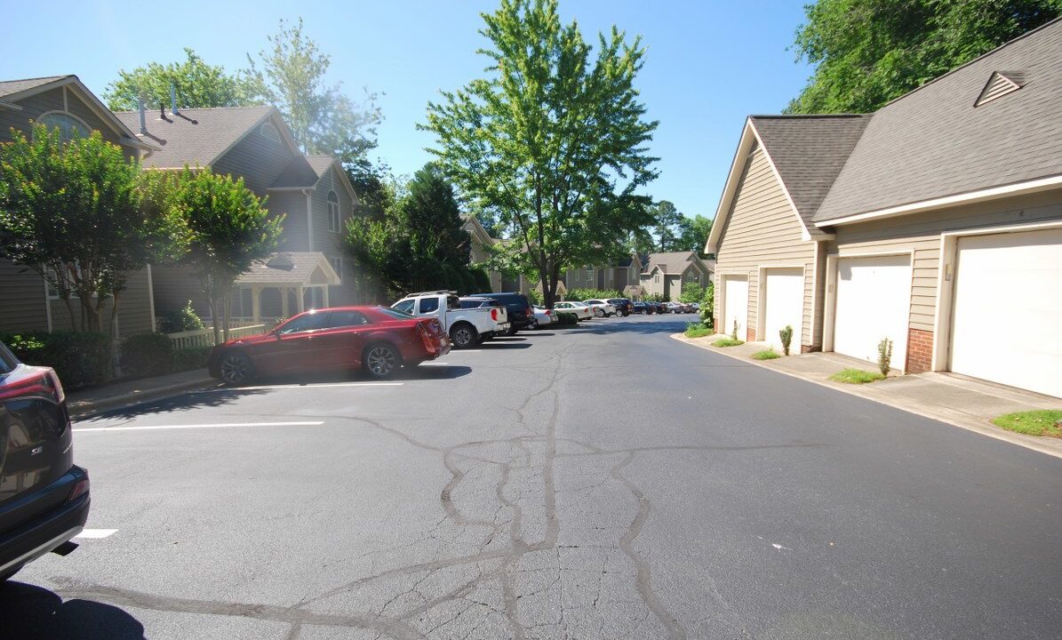 313-Glen-Echo-Ln-Unit-D-Cary-NC-27518-22