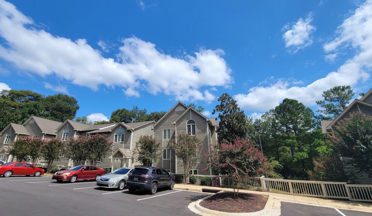 313-Glen-Echo-Ln-Unit-D-Cary-NC-27518-24