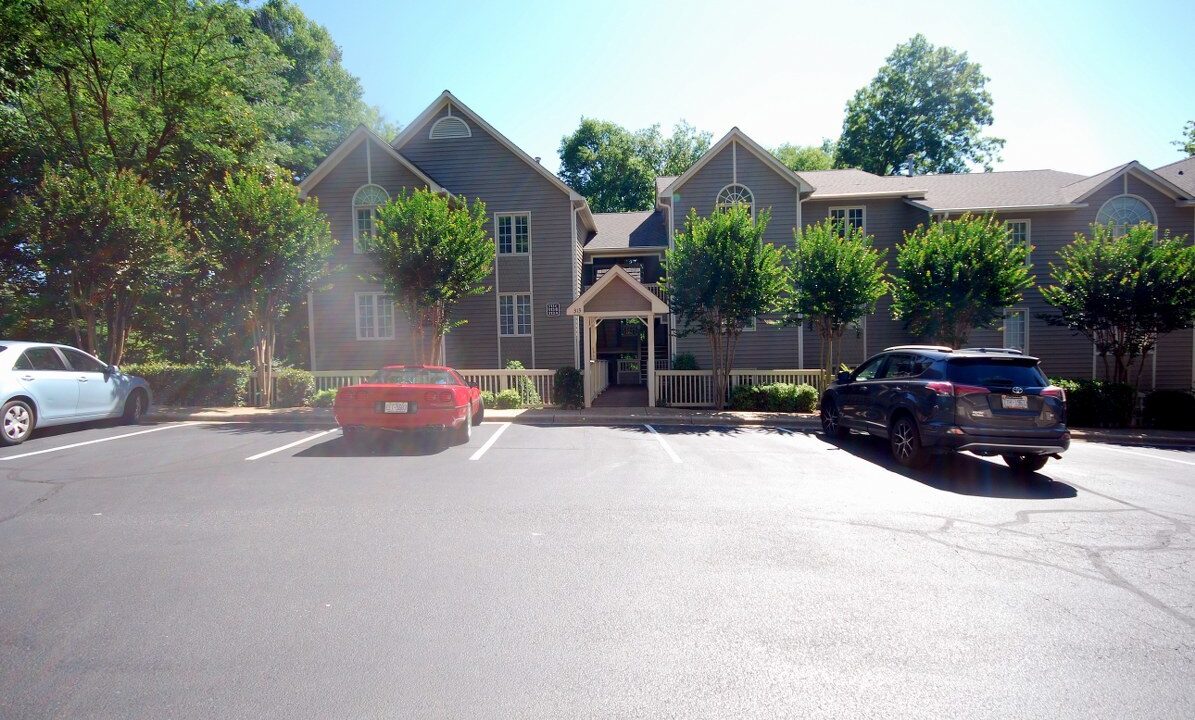 313-Glen-Echo-Ln-Unit-D-Cary-NC-27518-24