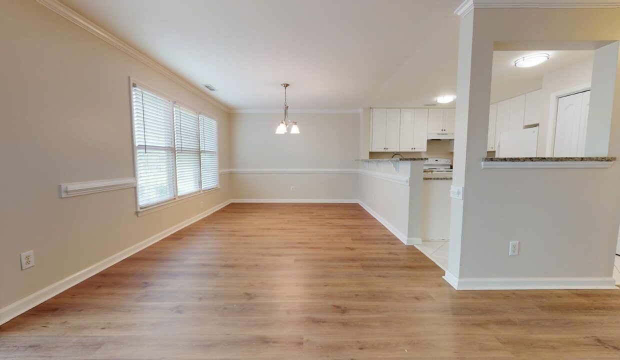 313-Glen-Echo-Ln-Unit-D-Cary-NC-27518-3