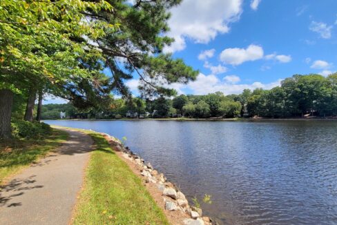 313-Glen-Echo-Ln-Unit-D-Cary-NC-27518-38