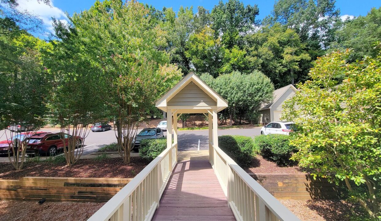 313-Glen-Echo-Ln-Unit-D-Cary-NC-27518-4