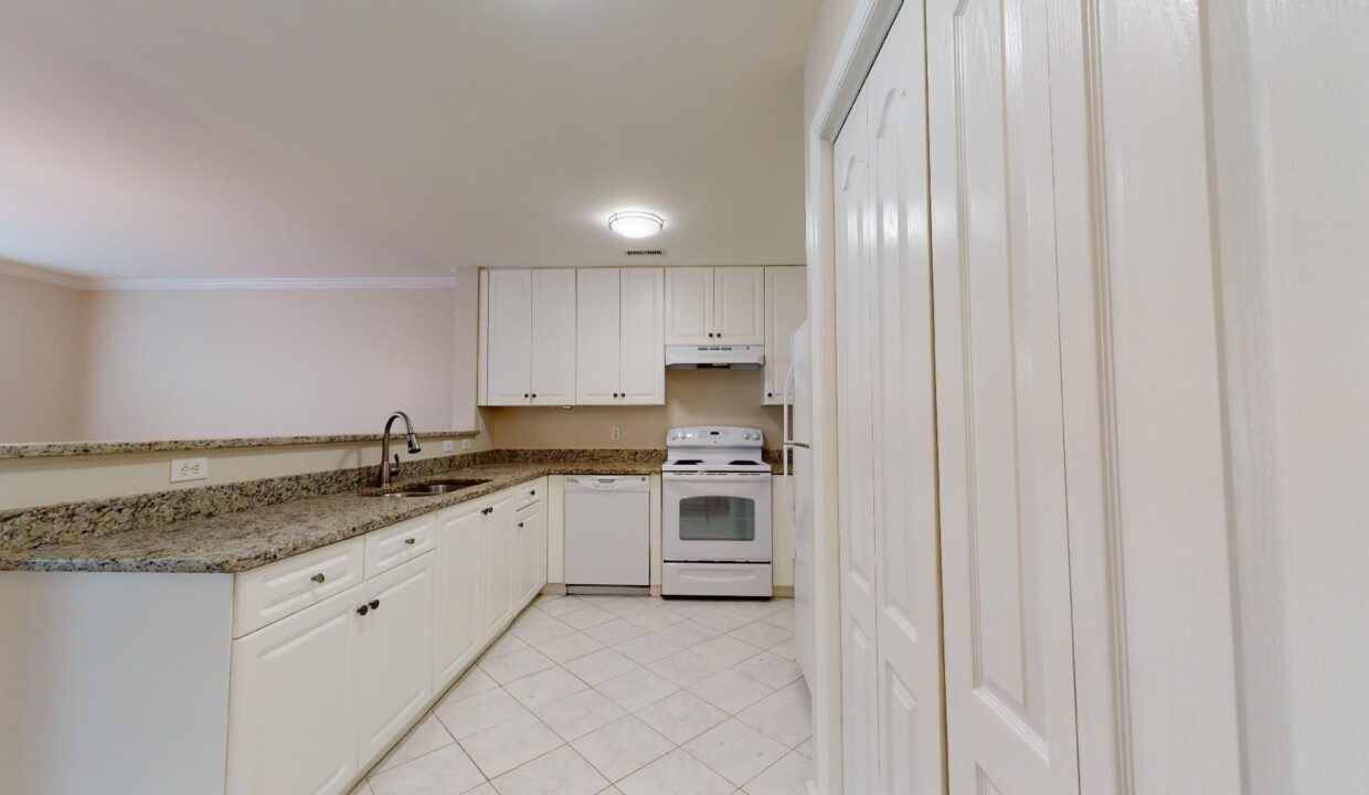 313-Glen-Echo-Ln-Unit-D-Cary-NC-27518-4
