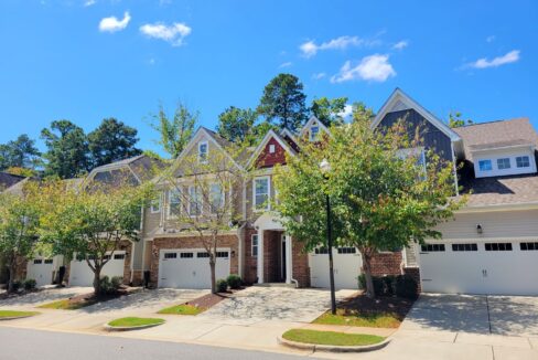 371-Roberts-Ridge-Dr-Cary-NC-27513-30