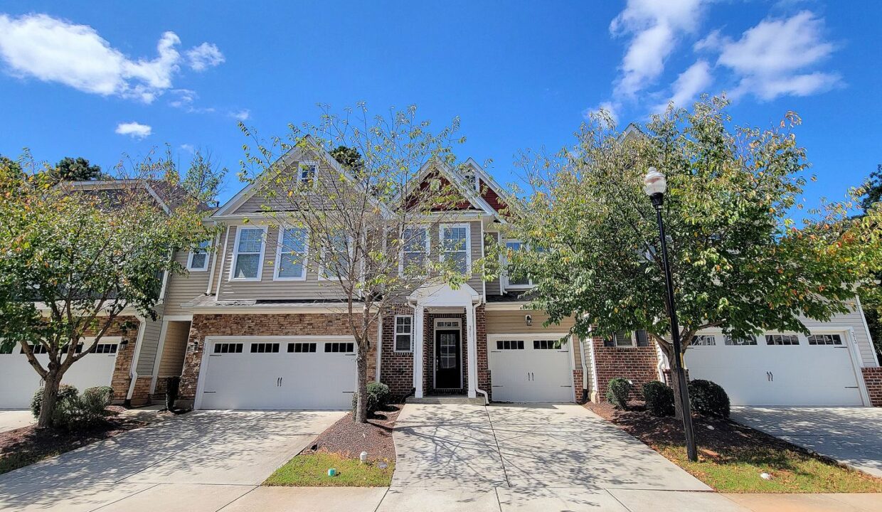 371-Roberts-Ridge-Dr-Cary-NC-27513-43
