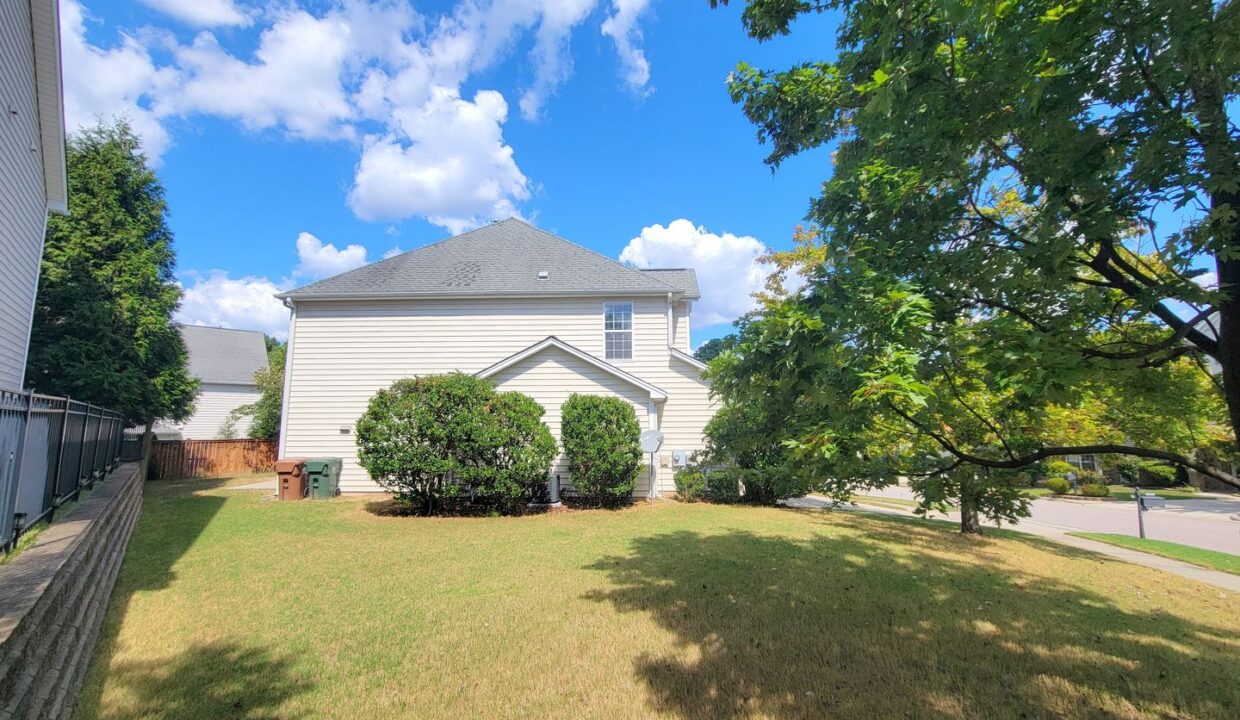 419-Golden-Harvest-Loop-Cary-NC-27519-14