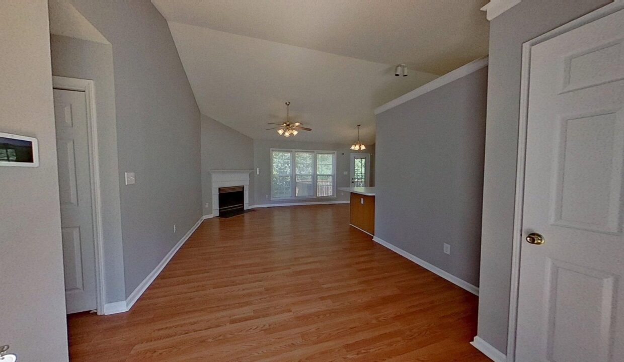 4401-Whistling-Way-Raleigh-NC-27616-17