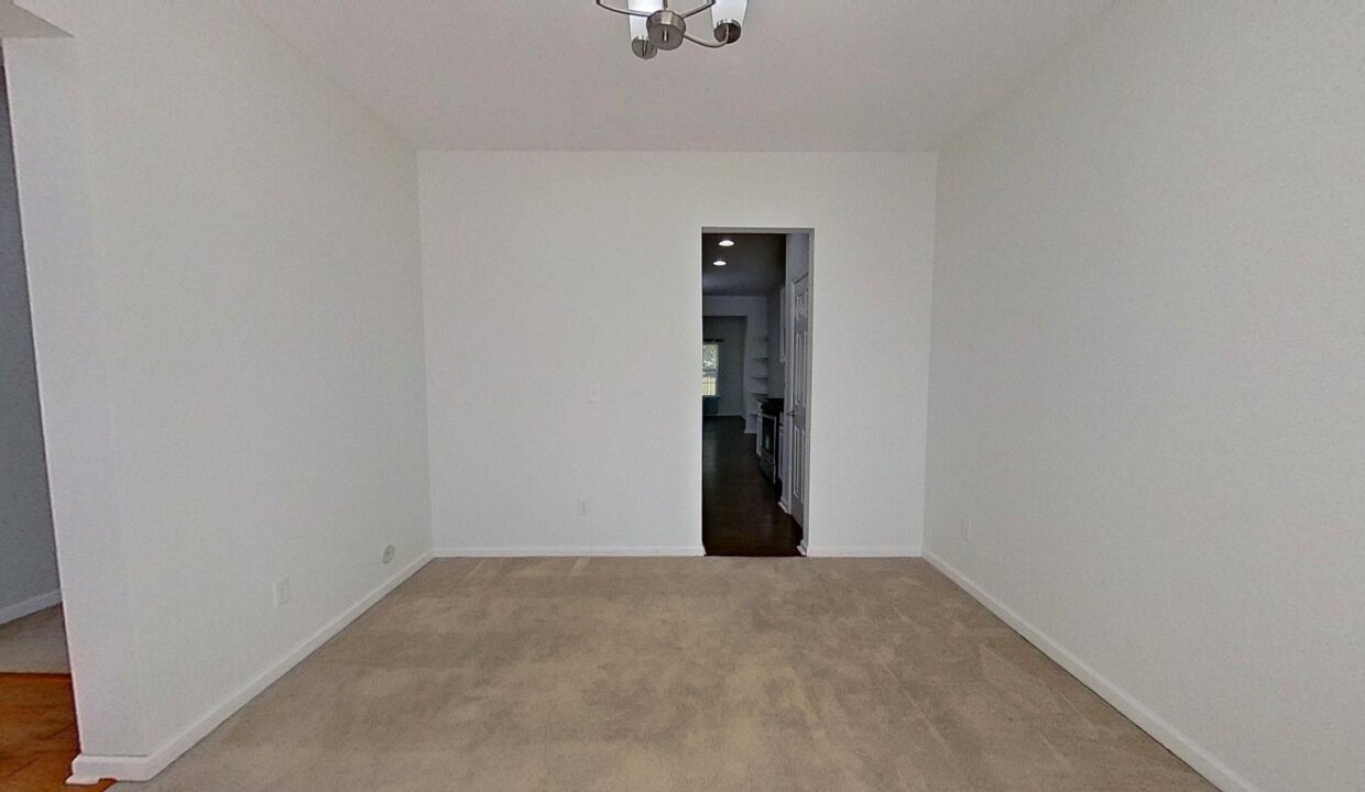 5-Friendsplot-Cv-Mauldin-SC-29662-3