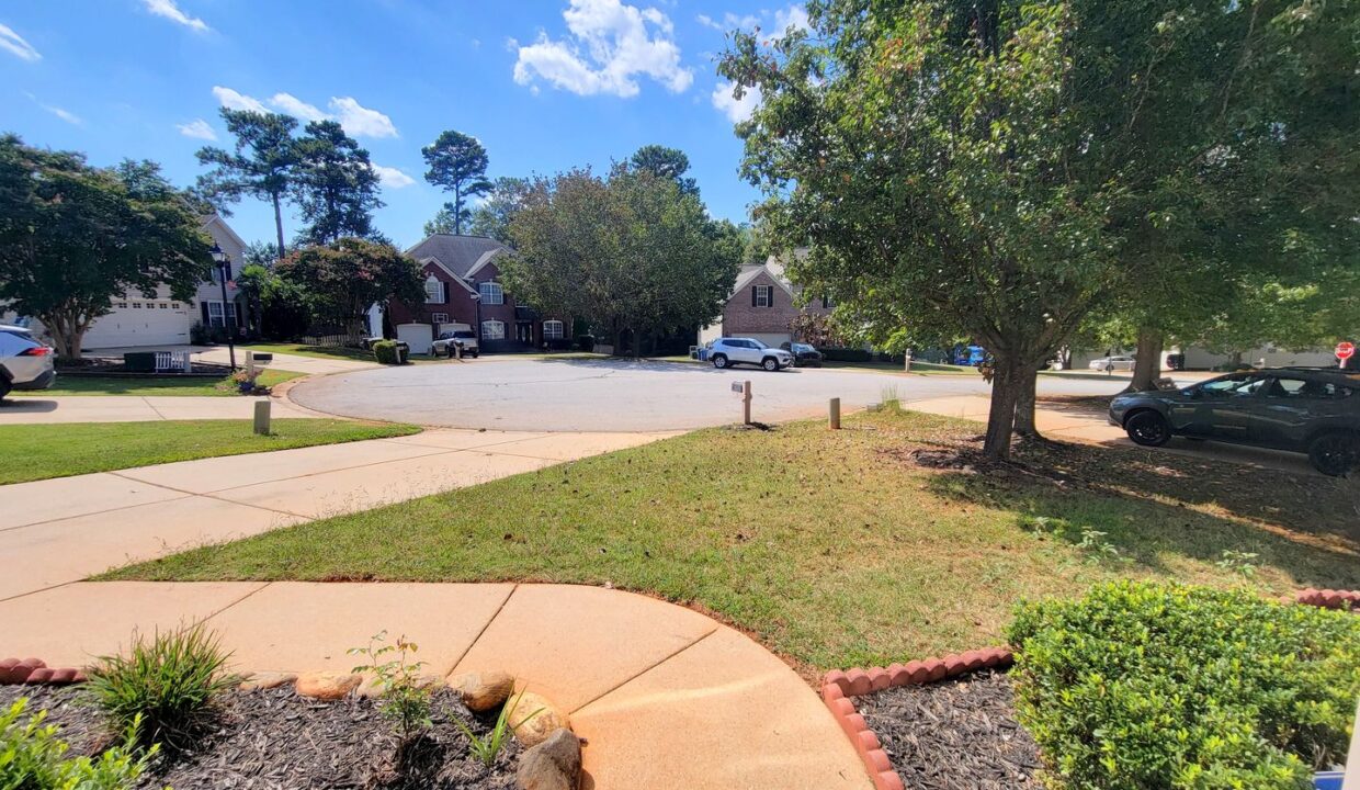 5-Friendsplot-Cv-Mauldin-SC-29662-5