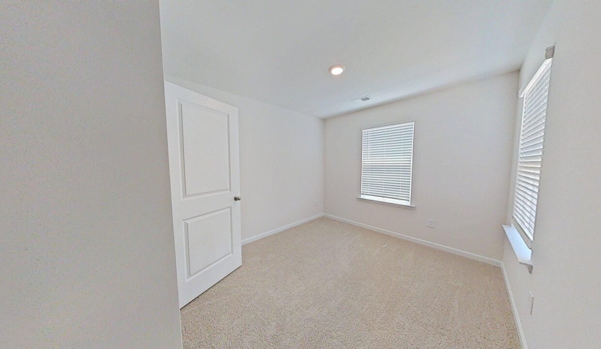 7032-Eclipse-Trl-Whitsett-NC-27377-18