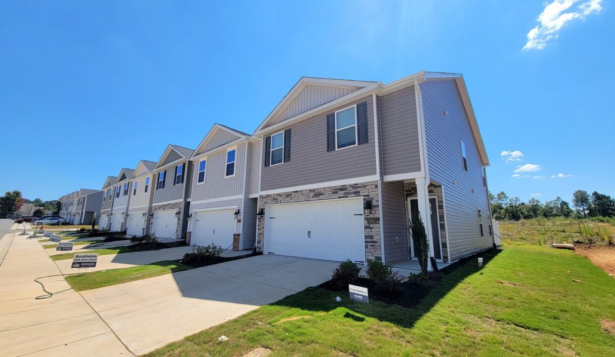 7032-Eclipse-Trl-Whitsett-NC-27377-6