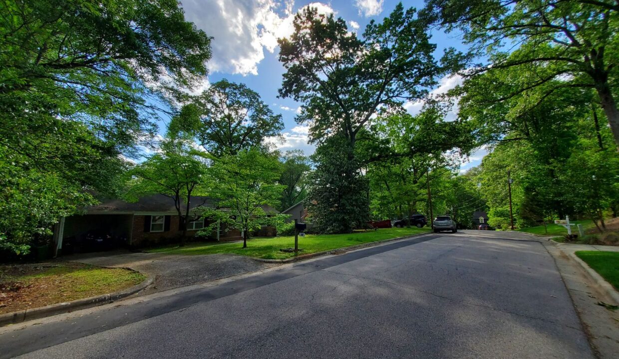 812-Autumn-Ct-Raleigh-NC-27609-20