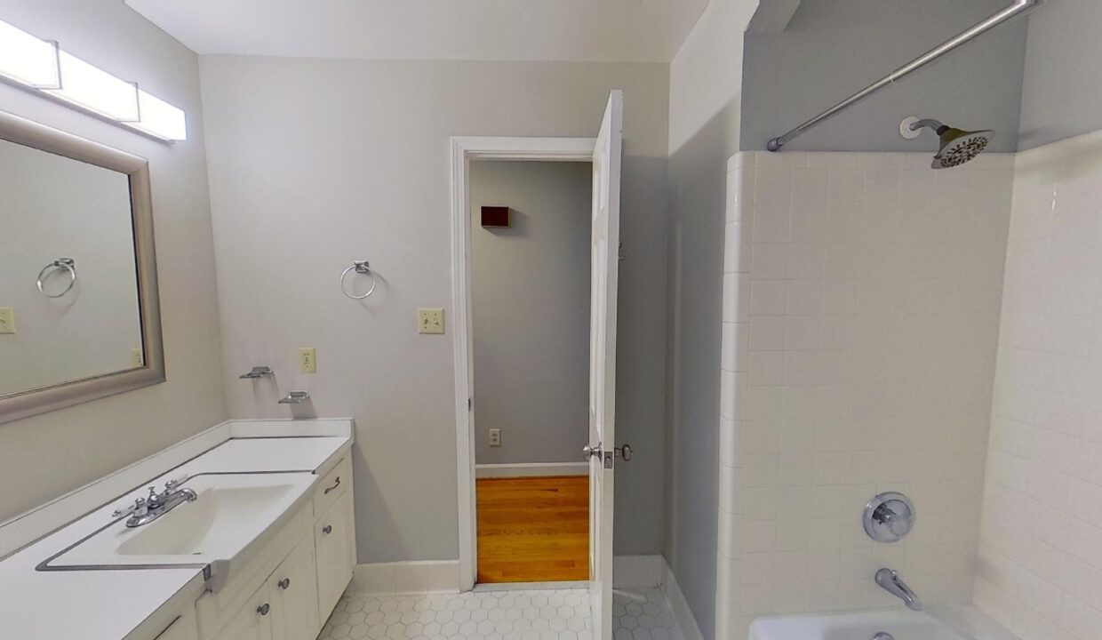 812-Autumn-Ct-Raleigh-NC-27609-6