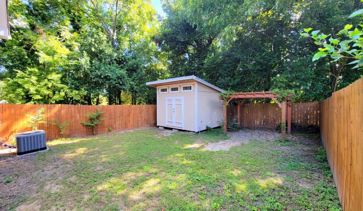 817-Ellington-St-Raleigh-NC-27601-13