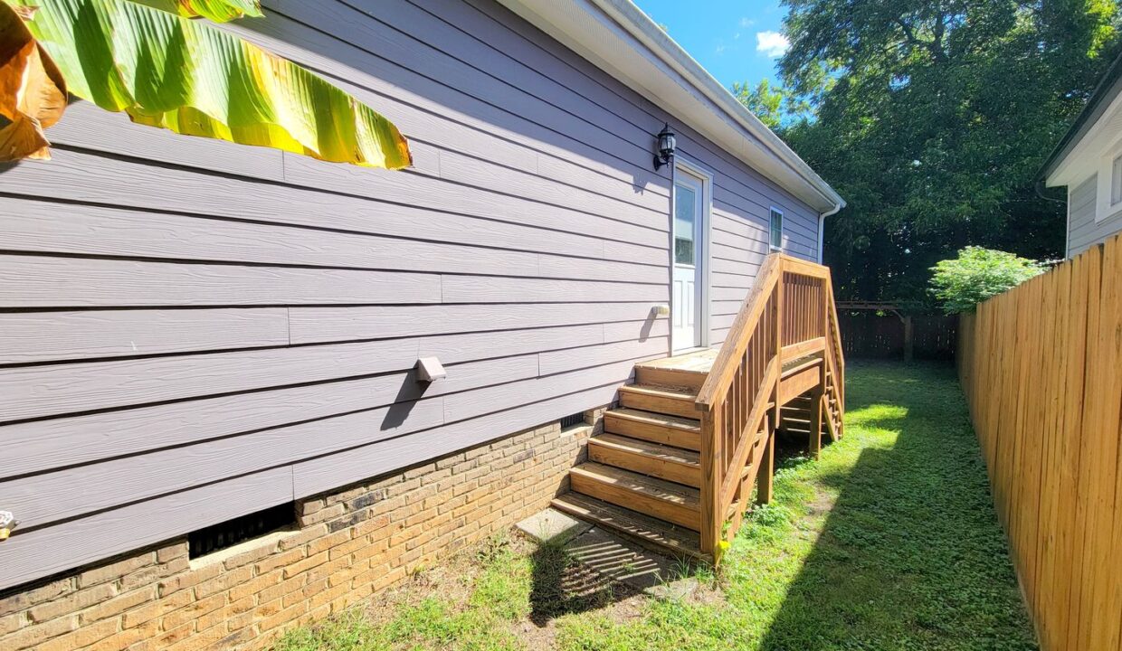 817-Ellington-St-Raleigh-NC-27601-21