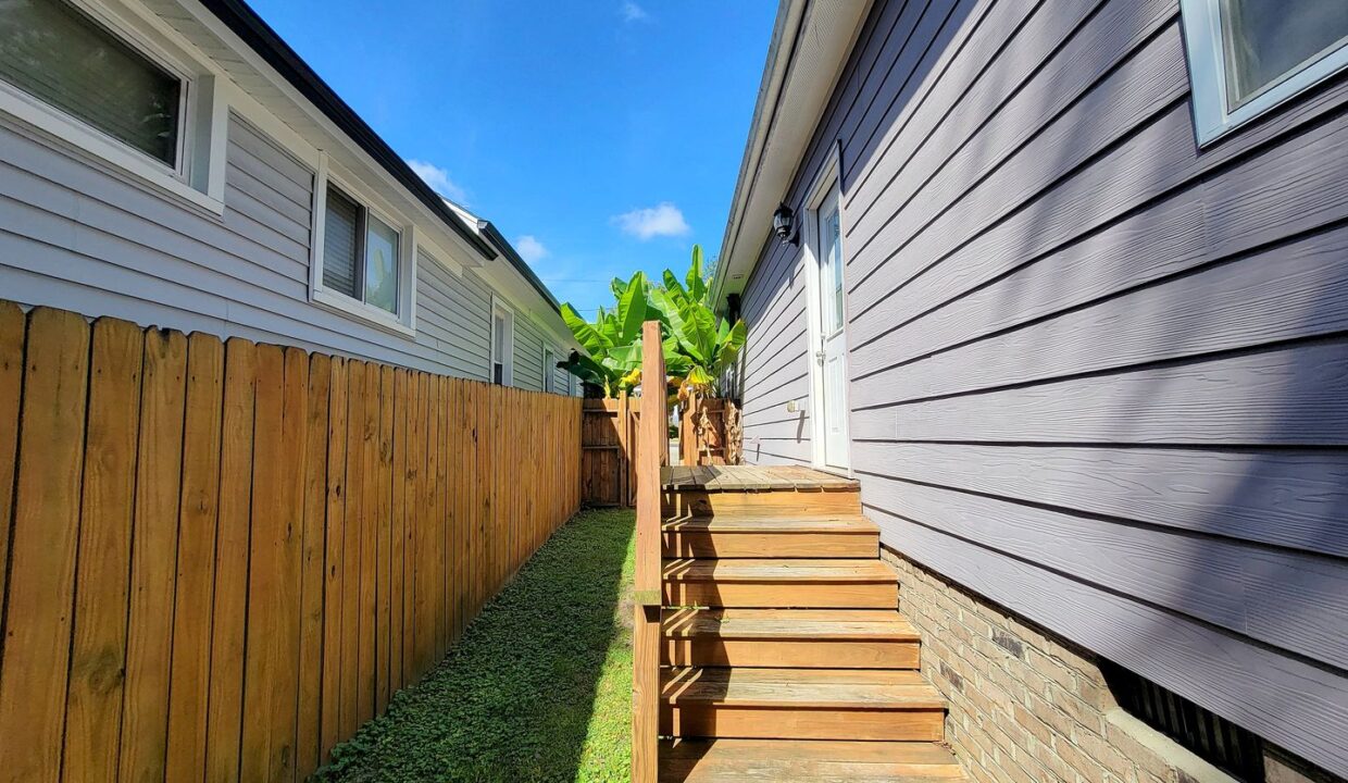 817-Ellington-St-Raleigh-NC-27601-30