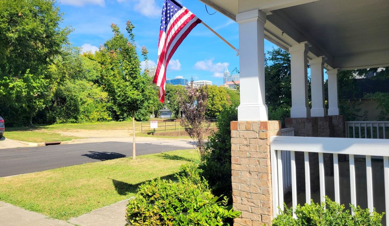 817-Ellington-St-Raleigh-NC-27601-4