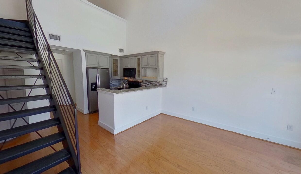 115-E-Park-Ave-404-Charlotte-NC-28203-16