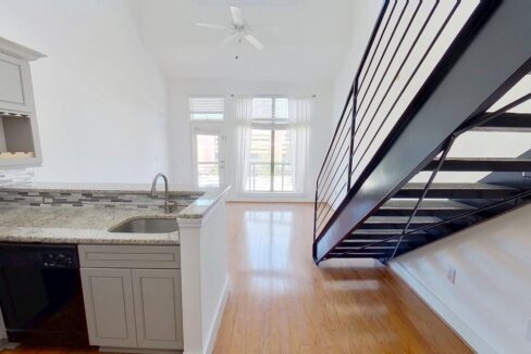 115-E-Park-Ave-404-Charlotte-NC-28203-21