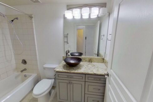 115-E-Park-Ave-404-Charlotte-NC-28203-29