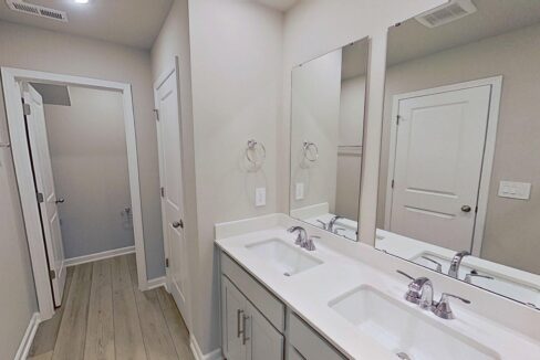 1171-Abbott-St-Mebane-NC-27302-9