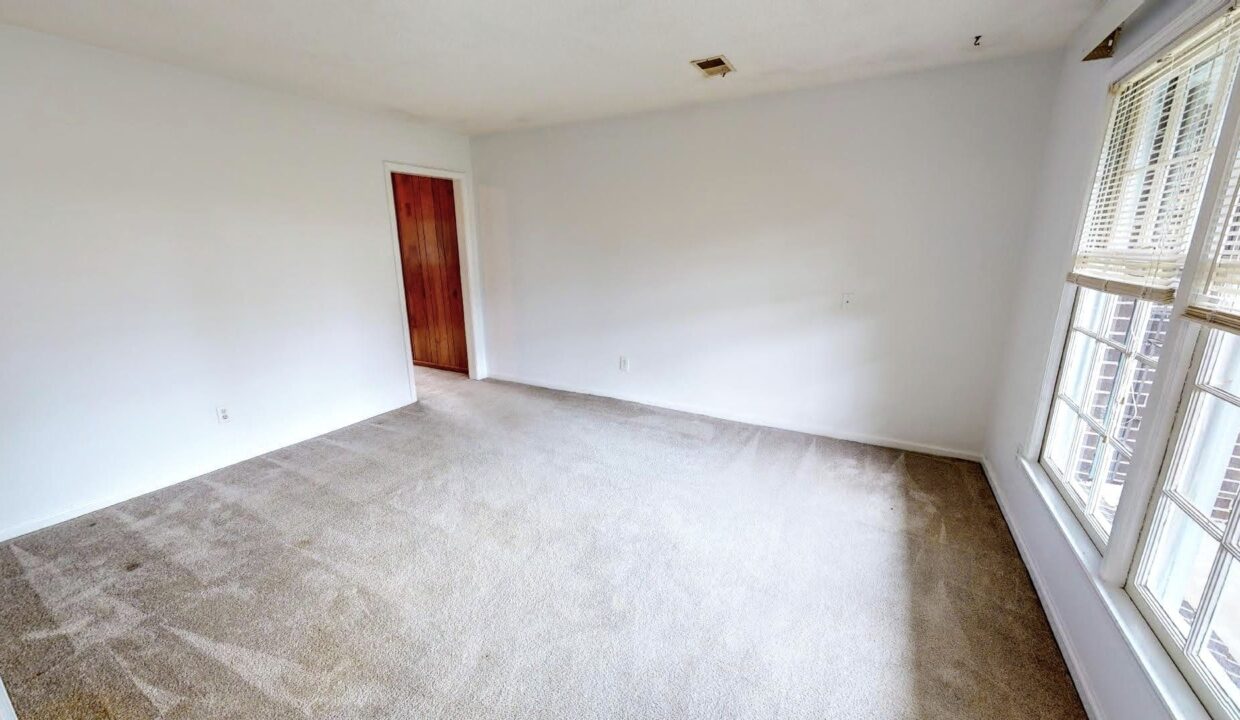 1209-Sidney-Dr-Wilmington-NC-28405-8